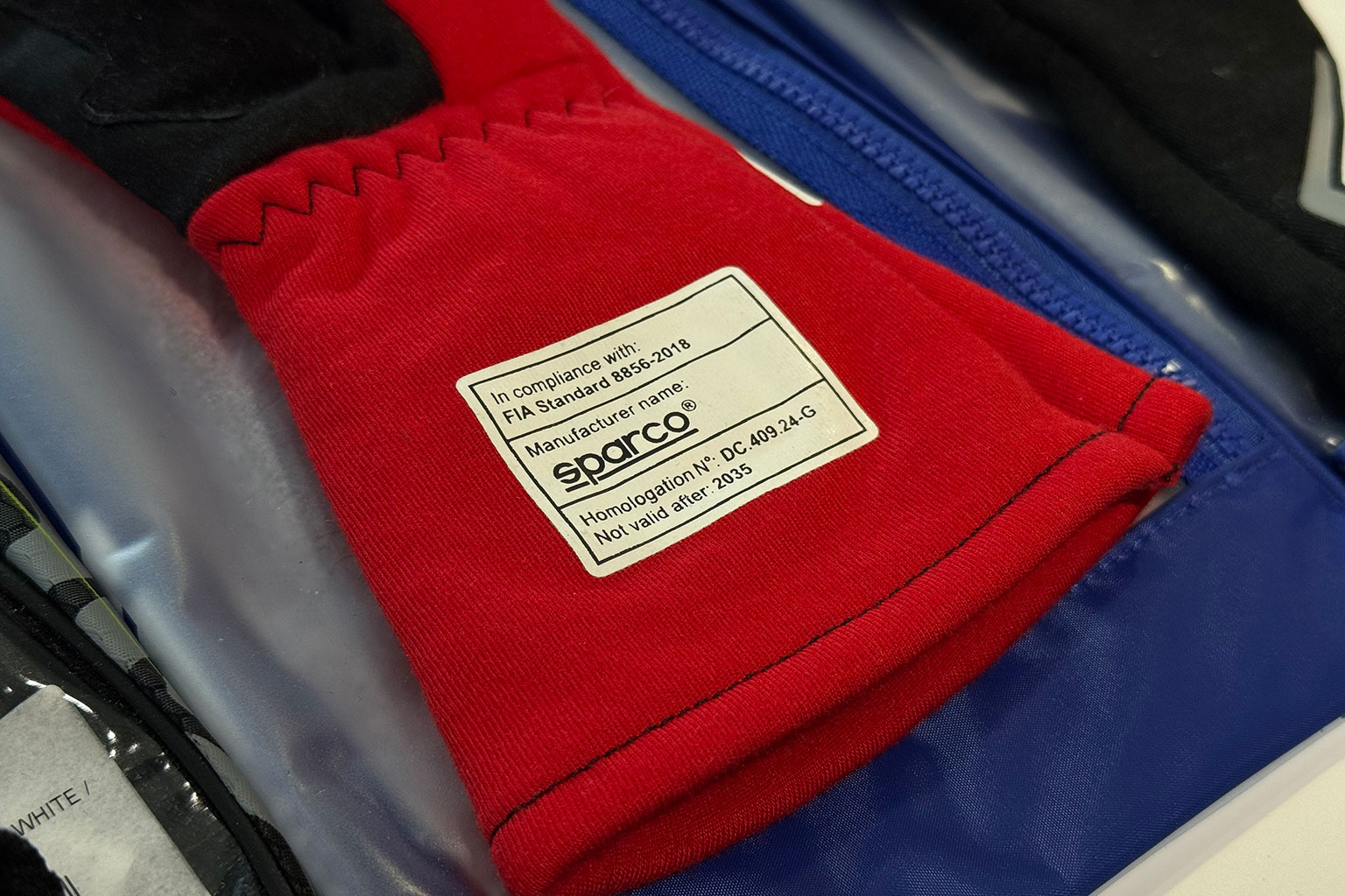 racing gloves detail