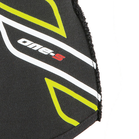 Guantes OMP One-S MY25 negros/amarillos (FIA)