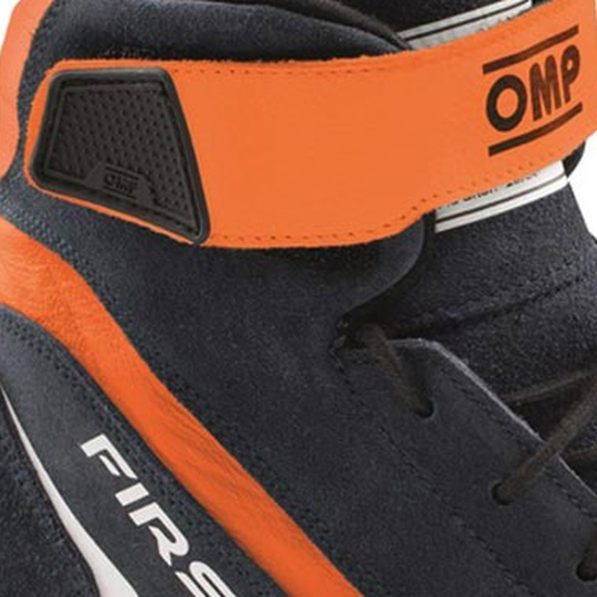 Chaussures OMP First MY21 bleu marine/orange (FIA)