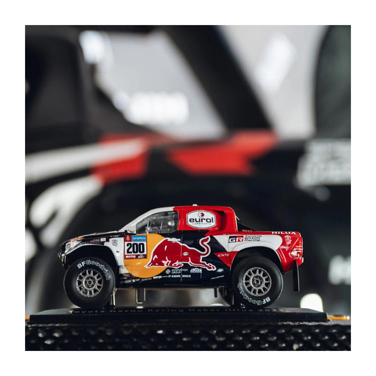 Voiture miniature Toyota Gazoo Racing 1:24 Dakar Winner Hilux T1+