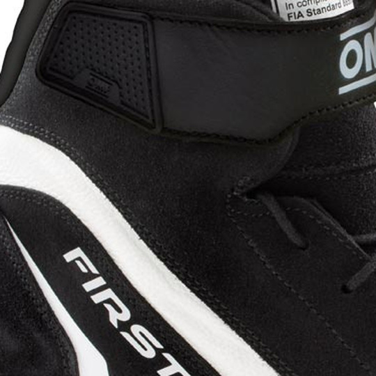 Chaussures OMP First MY21 noires (FIA)