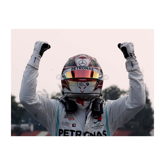 Miniature 1:5 Casque Lewis Hamilton Austin GP 2019 Mercedes AMG F1
