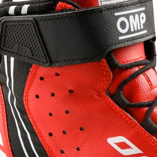 Botas OMP One EVO X MY24 rojas (FIA)