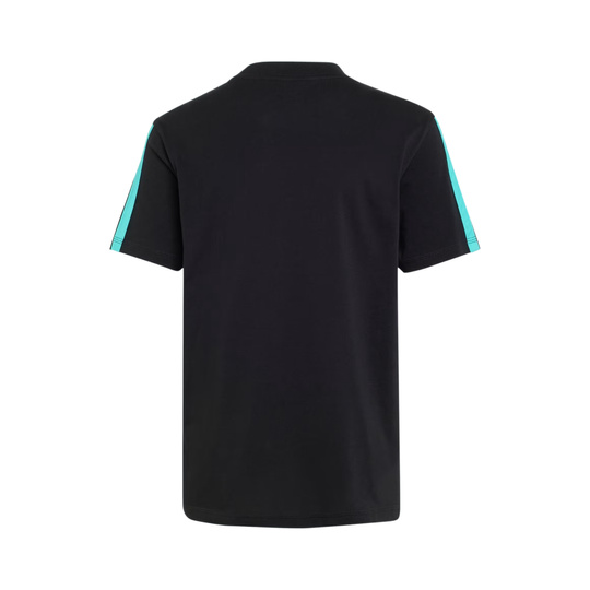Camiseta infantil Mercedes AMG F1 DNA Logo 2026 negra