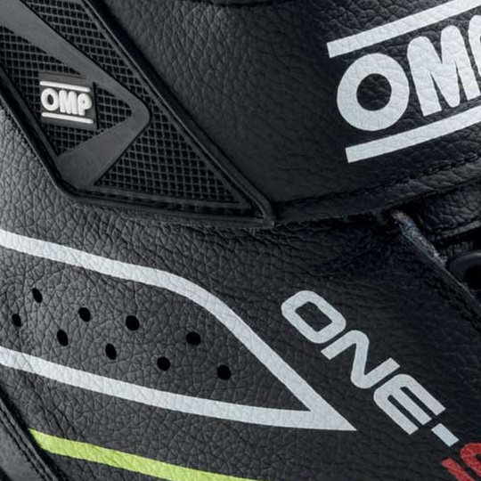 Chaussures OMP One-S MY20 noires/jaunes (FIA)