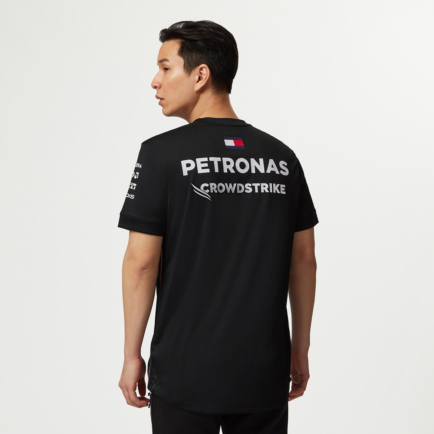 Tee shirt hotsell amg petronas
